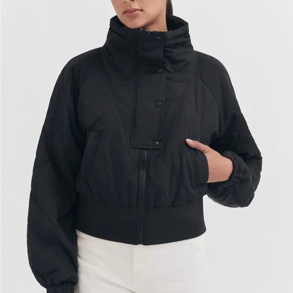 Cuyana Balloon Sleeve Light Puffer